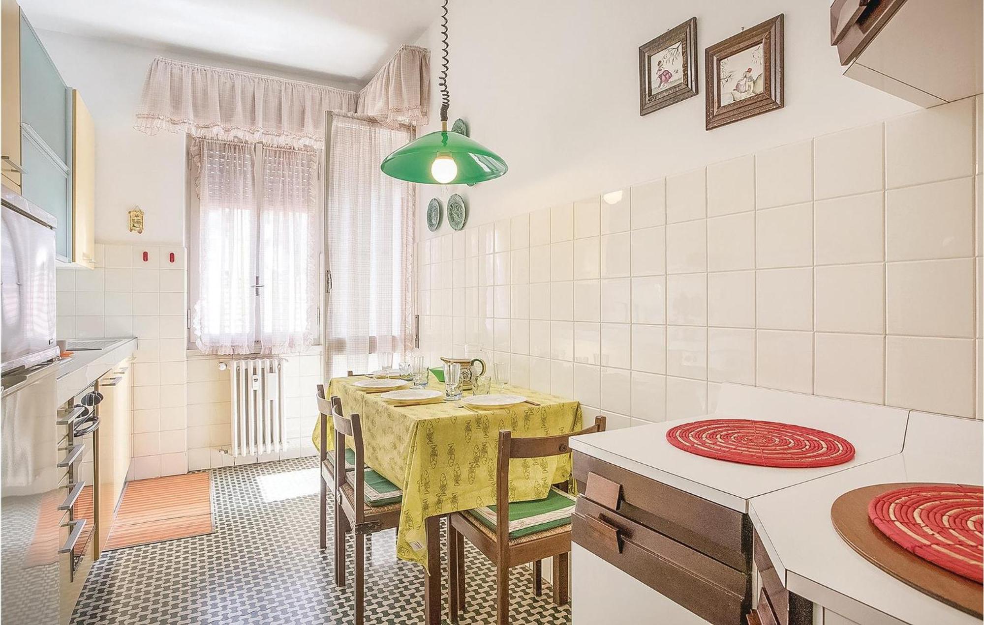 Awesome Apartment In Rapallo Ge With Kitchen Sant'Anna  ภายนอก รูปภาพ